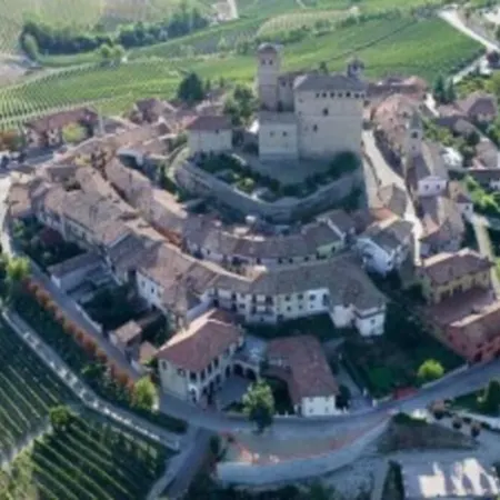 Casa Sottere C.i.r.00400300093 * Alba (Piedmont)